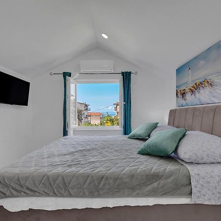 Appartamento Kuca Za Odmor Lemon Tree Makarska Esterno foto