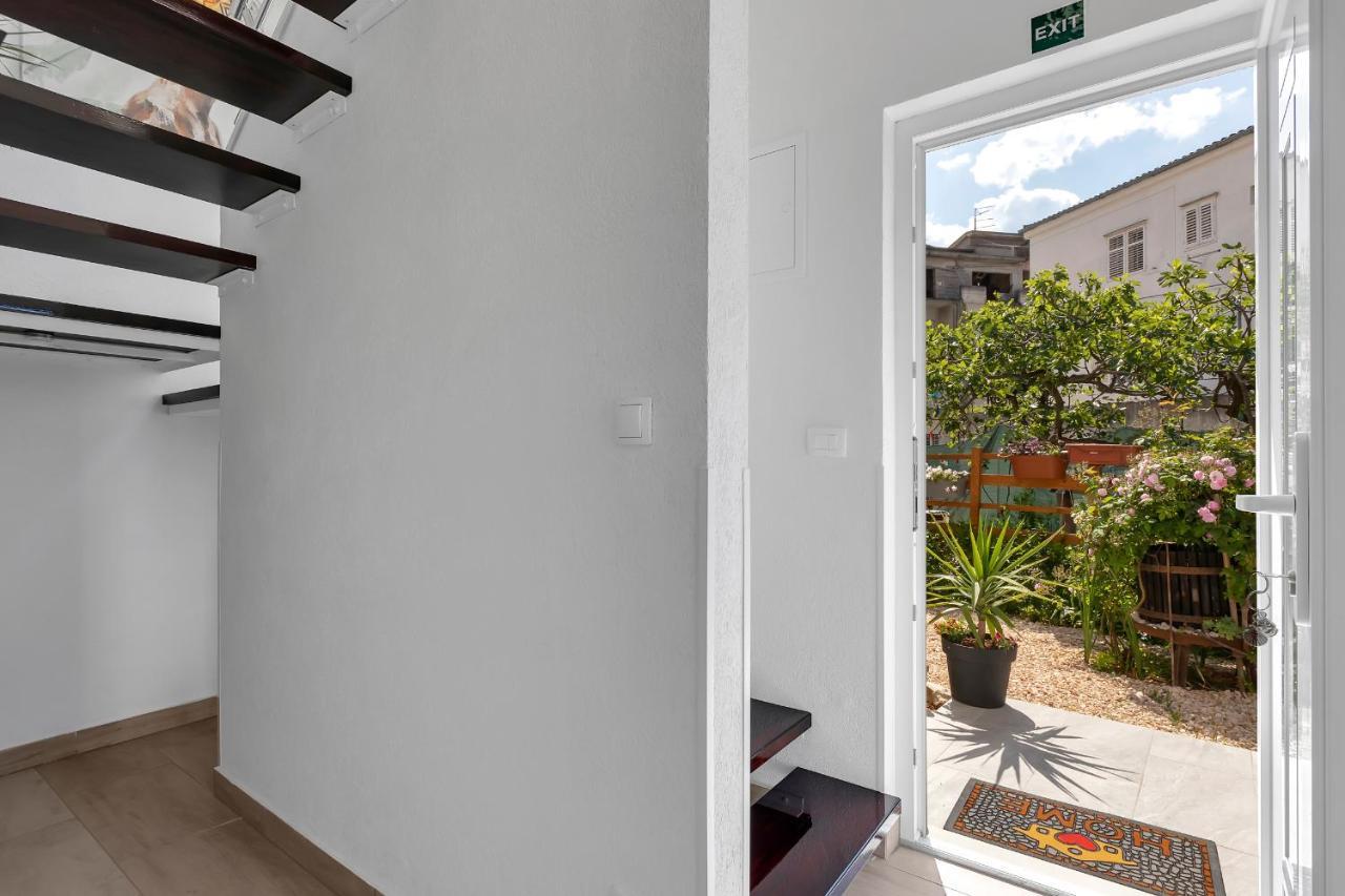 Appartamento Kuca Za Odmor Lemon Tree Makarska Esterno foto